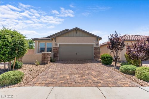 2207 Valdina St, Henderson, NV, 89044-1671 | Card Image