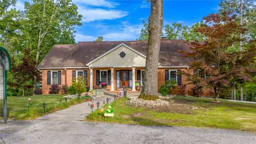 104 Knollwood Dr, Seneca, SC, 29672-2118 | Card Image