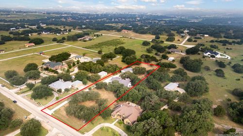 1133 Horseshoe Fls, Bandera, TX, 78003-3573 | Card Image