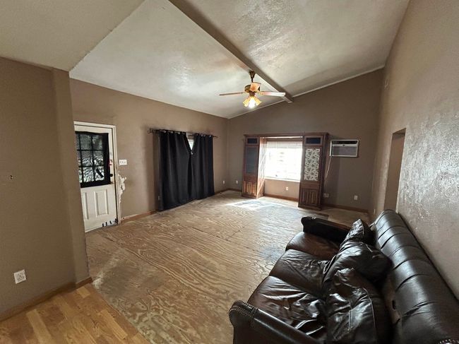 138 Ned Rd, House other with 2 bedrooms, 1 bathrooms and null parking in Lumberton TX | Image 9