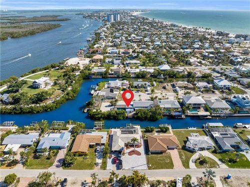 351 Jefferson Ct, FORT MYERS BEACH, FL, 33931-3747 | Card Image