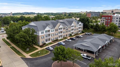 apt-103-2 Monarch Trace Ct, Chesterfield, MO, 63017-4840 | Card Image