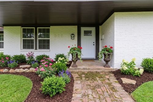 325 Sunset Boulevard, Lufkin, TX, 75904 | Card Image