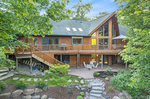 4693 Hegel Rd, Goodrich, MI, 48438-9605 | Card Image