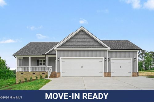 164 Tee Dr, Selma, NC, 27576-2399 | Card Image