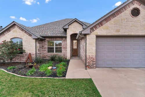 3103 White Horse Ct, Granbury, TX, 76049-7237 | Card Image
