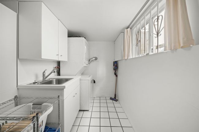 3114 Graveley St, House other with 4 bedrooms, 2 bathrooms and 1 parking in Vancouver BC | Image 30