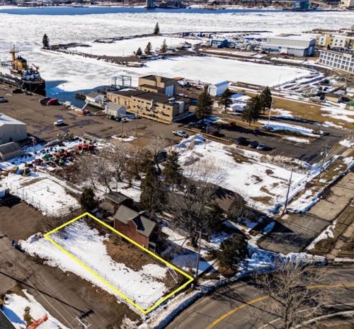 1239 Minnesota Avenue, Duluth, MN, 55802 | Card Image