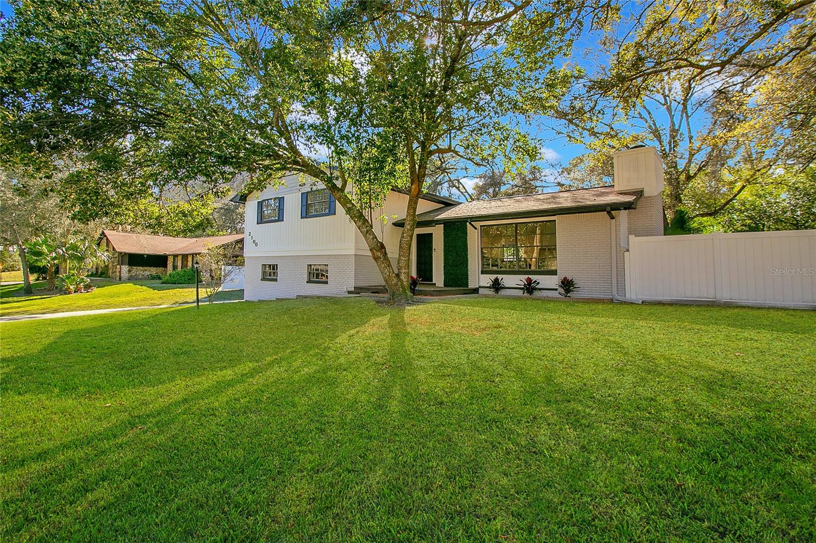 Yorkshire Dr, Deland, FL 32724