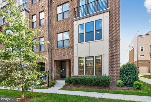 905-14428 Beckett Glen Cir, CHANTILLY, VA, 20151-2140 | Card Image