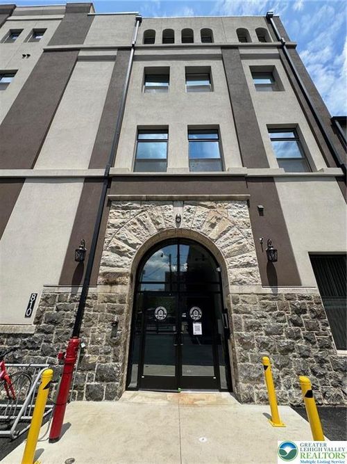 403-810 Monocacy St, BETHLEHEM, PA, 18018-3844 | Card Image
