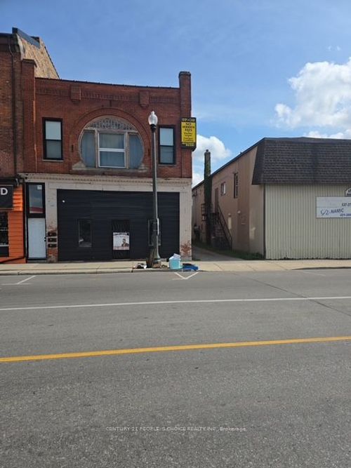 2-692 Dundas Street, Woodstock, ON, N4S1E6 | Card Image