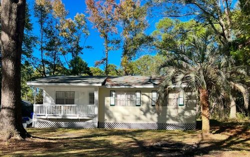 6144 Smith Rd, Ravenel, SC, 29470-5425 | Card Image