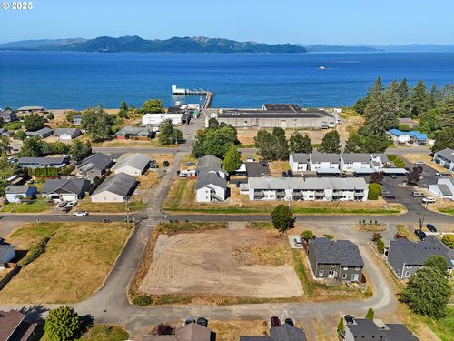 590 7th Ct, Hammond, OR, 97121-9802 | Card Image