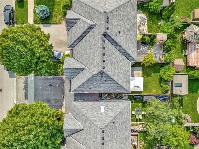 88 Foxborough Dr, Townhouse with 3 bedrooms, 2 bathrooms and 3 parking in Ancaster ON | Image 24