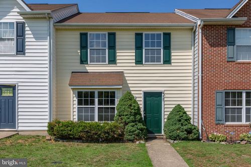 327 Ellery Ct, FREDERICKSBURG, VA, 22408-2542 | Card Image