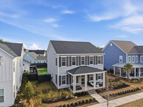 510 Foxtail Park St, Summerville, SC, 29486-8310 | Card Image