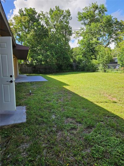 1287 W Wellington Drive, House other with 3 bedrooms, 2 bathrooms and null parking in Deltona FL | Image 3