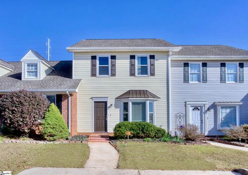 331 W Pointe Dr, Spartanburg, SC, 29301-3402 | Card Image