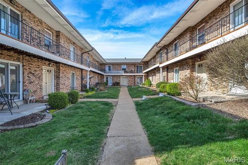 apt-101-6904 Colonial Woods Dr, Saint Louis, MO, 63129-1041 | Card Image