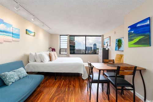 2908-444 Niu St, Honolulu, HI, 96815-1101 | Card Image