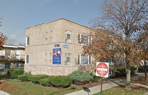 05s-5700 W 35th St, Cicero, IL, 60804-4221 | Card Image