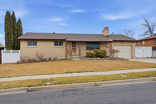 304 W 2300 S, Bountiful, UT, 84010 | Card Image