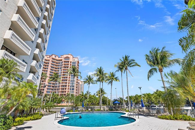 APT-624 - 90 Edgewater Dr, Condo with 2 bedrooms, 3 bathrooms and null parking in Coral Gables FL | Image 39
