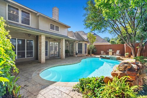 6825 Oak Park Ln, Plano, TX, 75023-1488 | Card Image