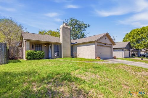 109 Queenswood Trl, Victoria, TX, 77901-2542 | Card Image