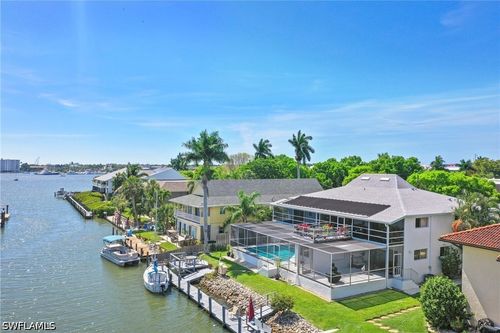 2-1376 Chesapeake Ave, NAPLES, FL, 34102-0511 | Card Image