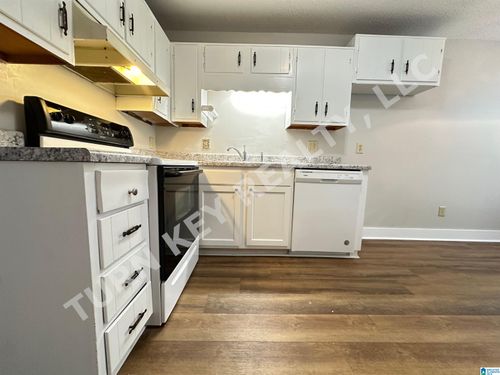2308 Grayson Valley Cir, BIRMINGHAM, AL, 35235-3505 | Card Image