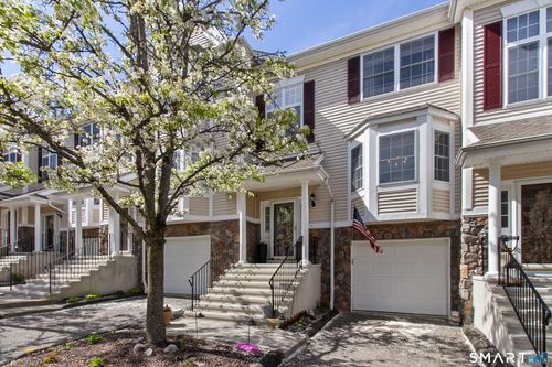 1606-1606 Larson Dr, Danbury, CT, 06810-7382 | Card Image