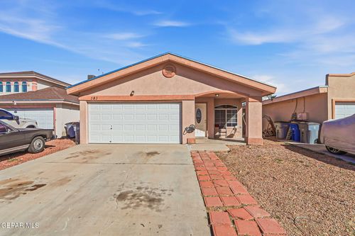 3836 Tierra Roca Pl, El Paso, TX, 79938-4717 | Card Image