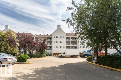 {{alt}} | Card Image