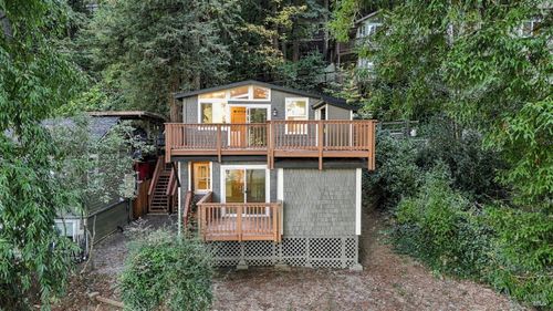 21498 Starrett Hill Dr, Monte Rio, CA, 95462-9615 | Card Image