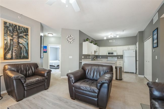 APT-201 - 3028 Center Point Rd Ne, Condo with 2 bedrooms, 1 bathrooms and null parking in Cedar Rapids IA | Image 5