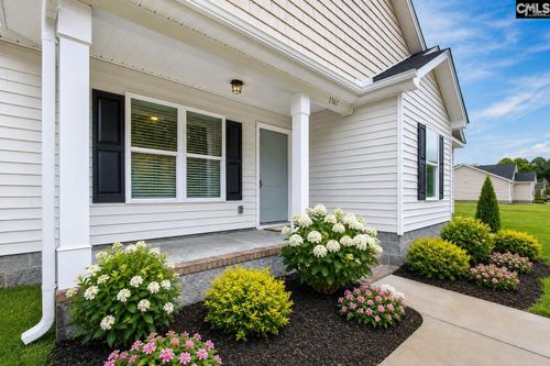 1367 Wildwood Ln, Elgin, SC, 29045-8927 | Card Image