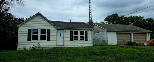 207 W 5th St, Brunswick, MO, 65236-1225 | Card Image