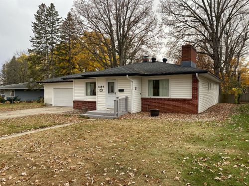 1124 Phinney Avenue, Detroit Lakes, MN, 56501 | Card Image