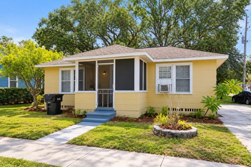 b-823 16th Avenue Nw, LARGO, FL, 33770 | Card Image
