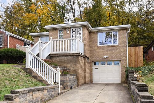 3999 Boulevard Dr, Squirrel Hill, PA, 15217-2619 | Card Image