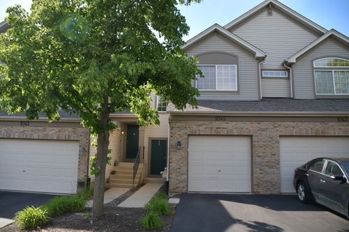 1045 Woodview Court, Aurora, IL, 60502 | Card Image