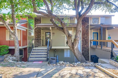 107 Comanche Pt, Point Venture, TX, 78645-8623 | Card Image