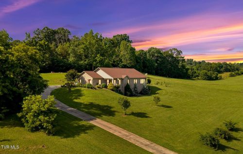 788 Watauga Rd, Watauga, TN, 37694-3102 | Card Image