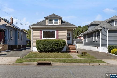 292 Harding Ave, Clifton, NJ, 07011-3130 | Card Image