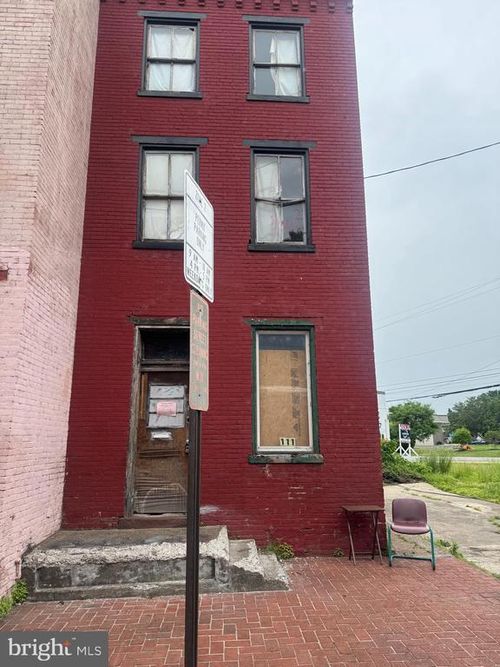 111 Vine St, HARRISBURG, PA, 17104-1672 | Card Image