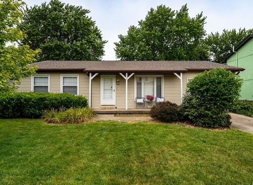 7 Cedar Ct, Bloomington, IL, 61701-7808 | Card Image
