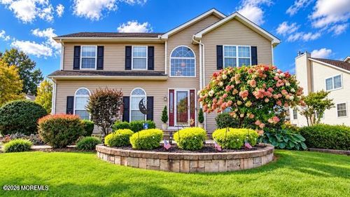 21 Samantha Cir, Matawan, NJ, 07747-6824 | Card Image