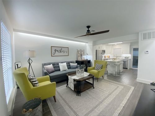 g4-1801 Huldy St, Houston, TX, 77019-5767 | Card Image